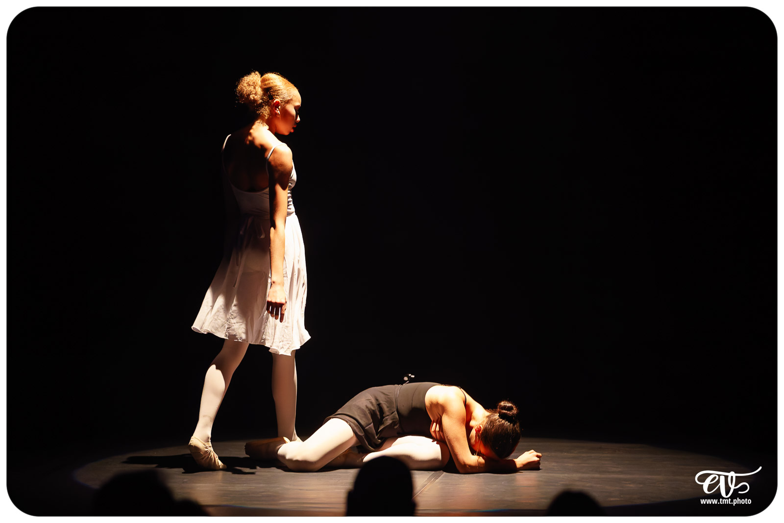 MATIERE BRUTE (CHRISTELLE DAUJEAN)